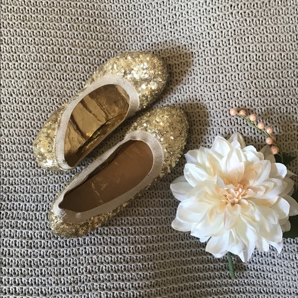 Mossimo Supply Co. Shoes - [RePosh] Gold Sequin Mossimo Flats